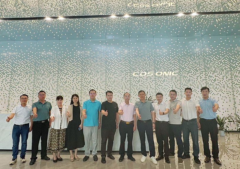 东莞职业手艺学院到访尊龙时凯智能开展校企相助交流